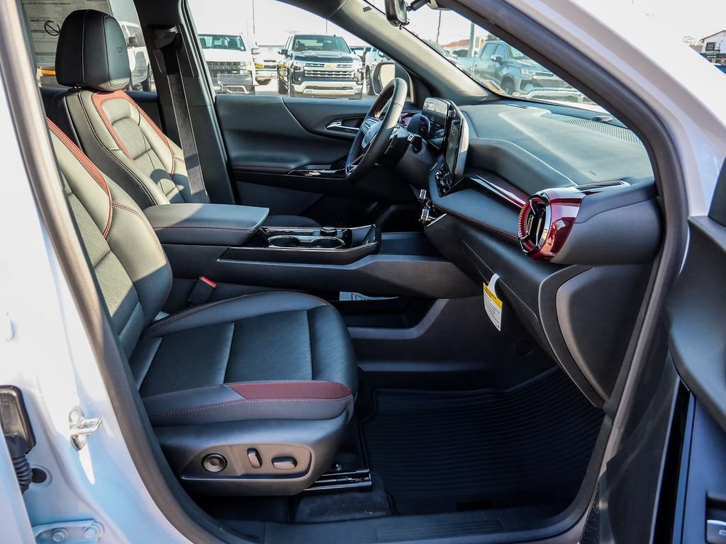 New 2027 Chevrolet Equinox RS w/ Safety and Technology Package FWD image 15