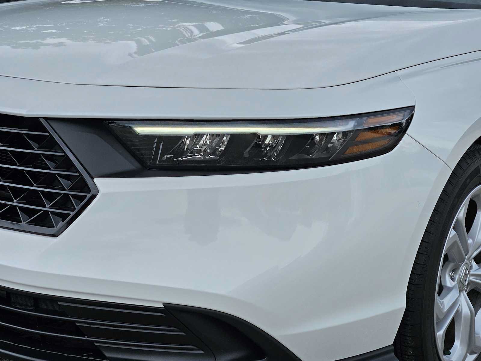 Used 2025 Honda Accord LX image 8