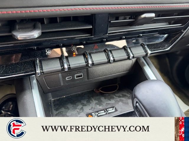 Used 2023 Chevrolet Colorado Z71 w/ Z71 Convenience Package 2 image 47