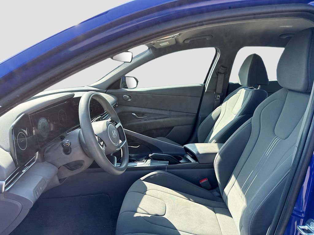 Used 2024 Hyundai Elantra SEL image 10