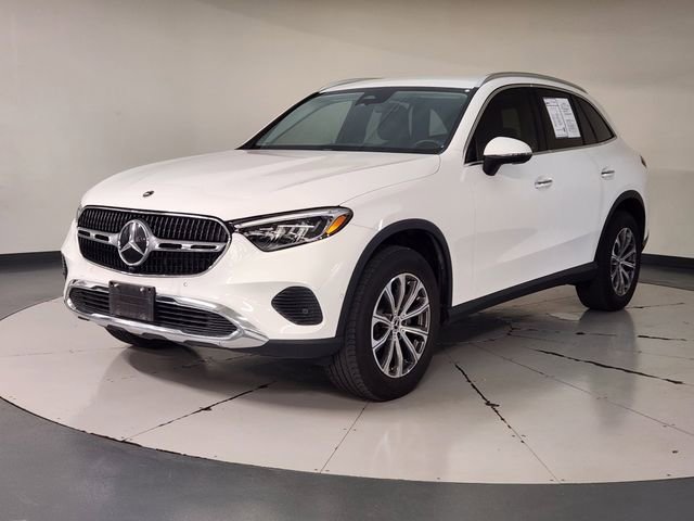 Used 2023 Mercedes-Benz GLC 300 image 1