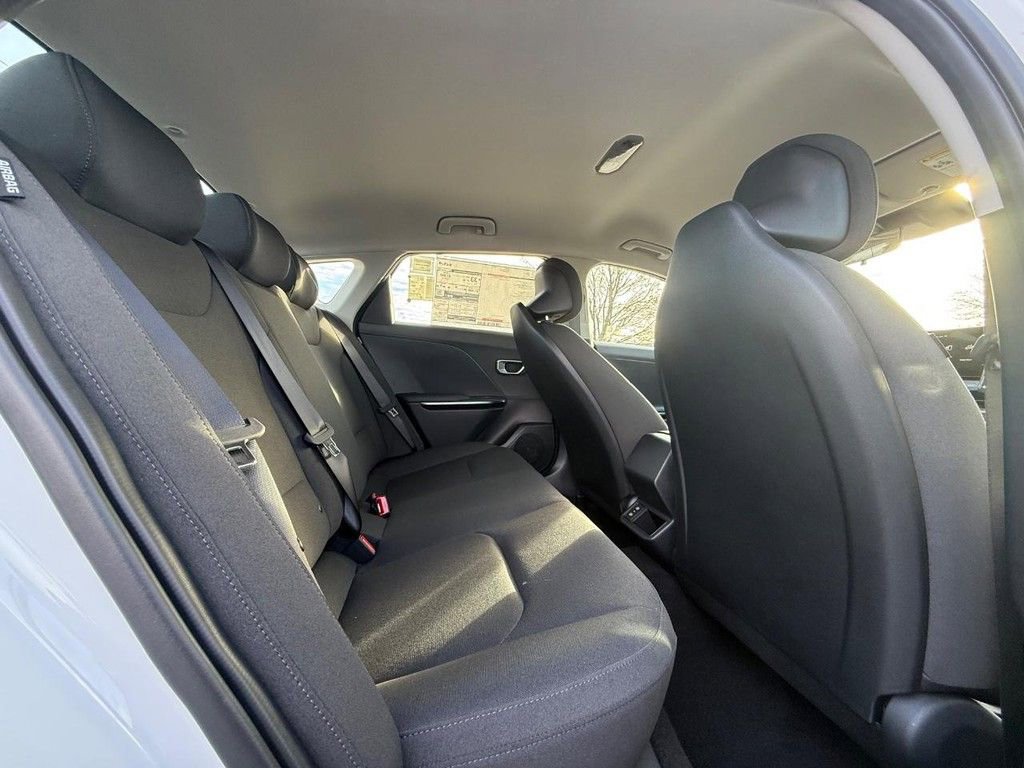 New 2026 Kia K4 LX image 12