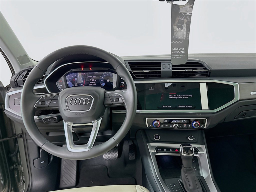 New 2025 Audi Q3 2.0T Premium image 19
