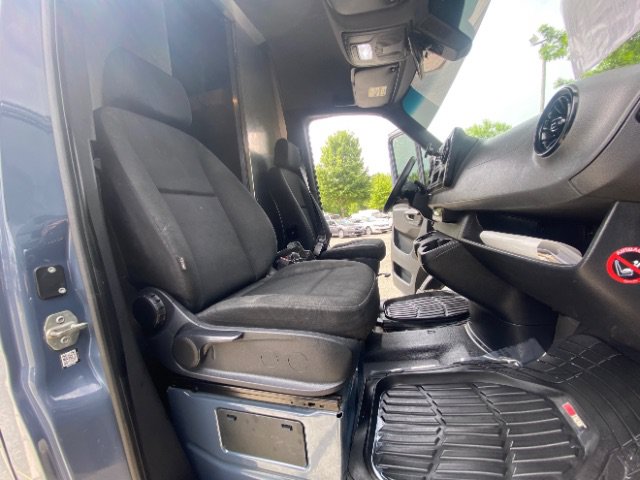 Used 2019 Mercedes-Benz Sprinter 144 image 11