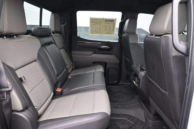 Used 2024 Chevrolet Silverado 1500 ZR2 w/ Technology Package AWD/4WD image 33