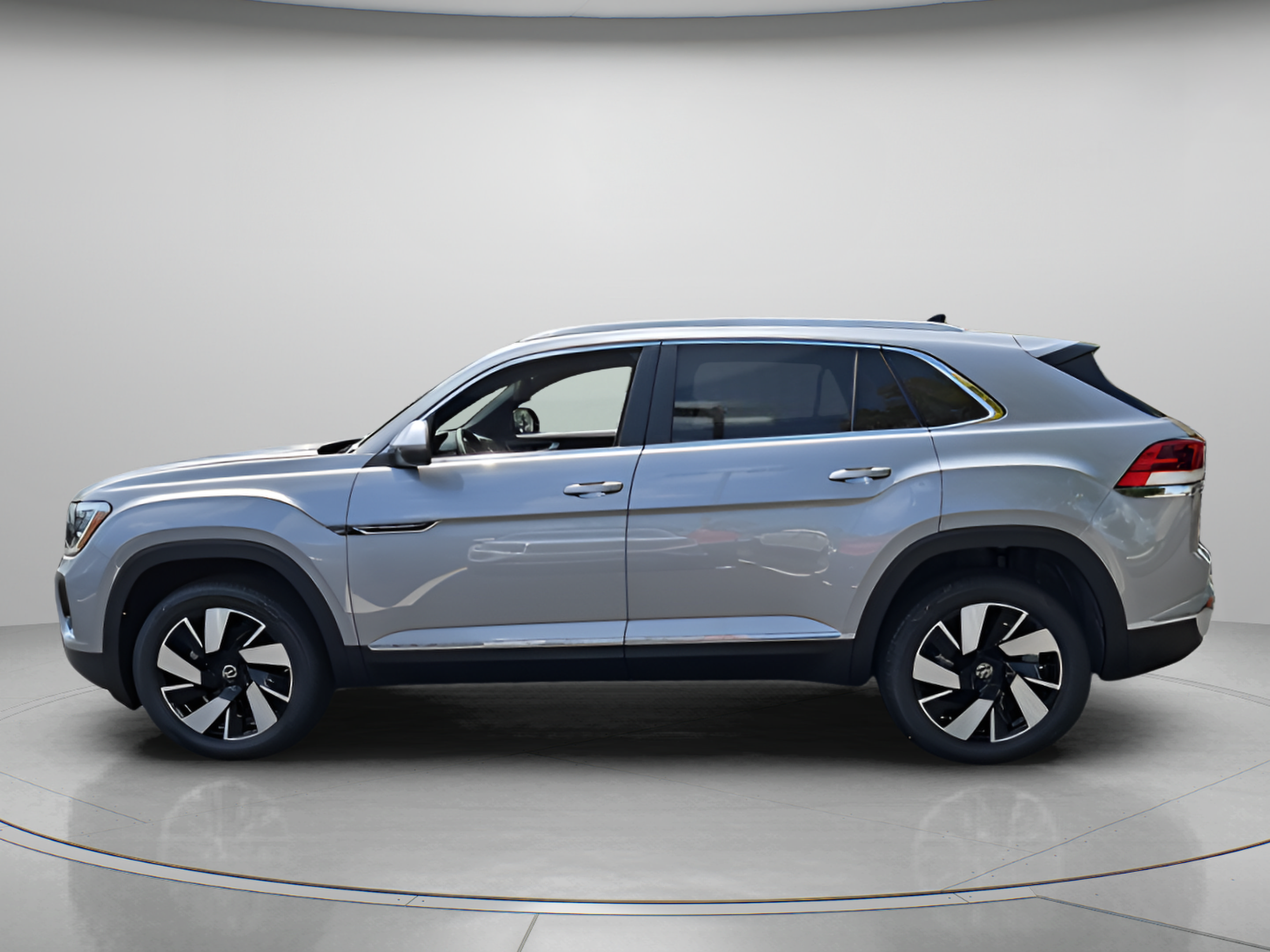 New 2026 Volkswagen Atlas Cross Sport SEL AWD/4WD image 2
