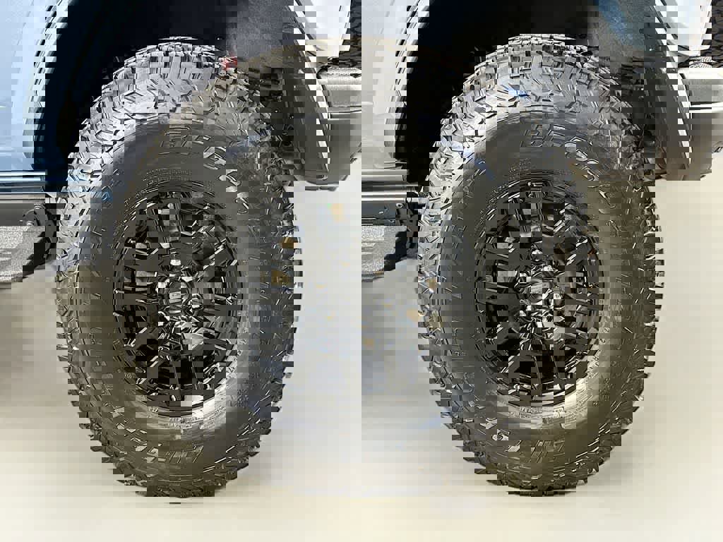 Certified 2025 Ford Bronco Raptor w/ Interior Carbon Fiber Pack image 8