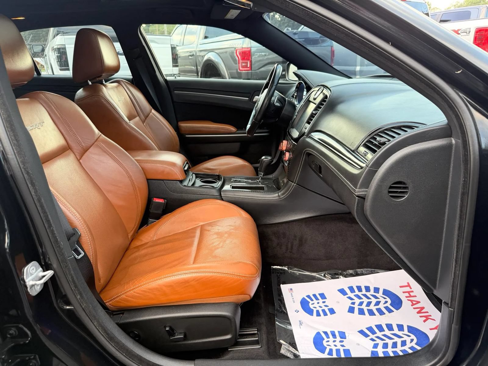 Used 2014 Chrysler 300 SRT8 w/ Leather Interior Group RWD image 19