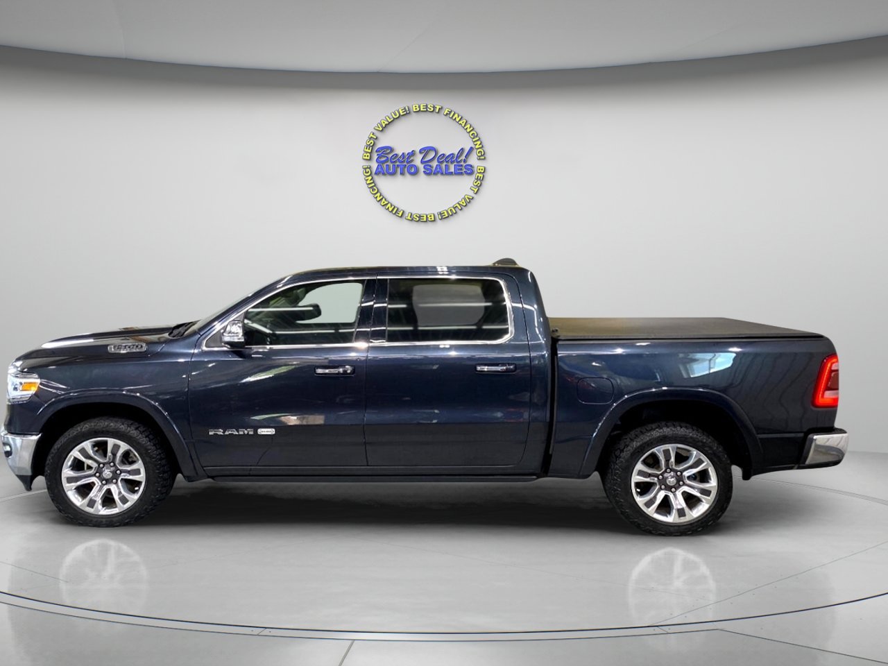 Used 2019 RAM 1500 Limited image 4