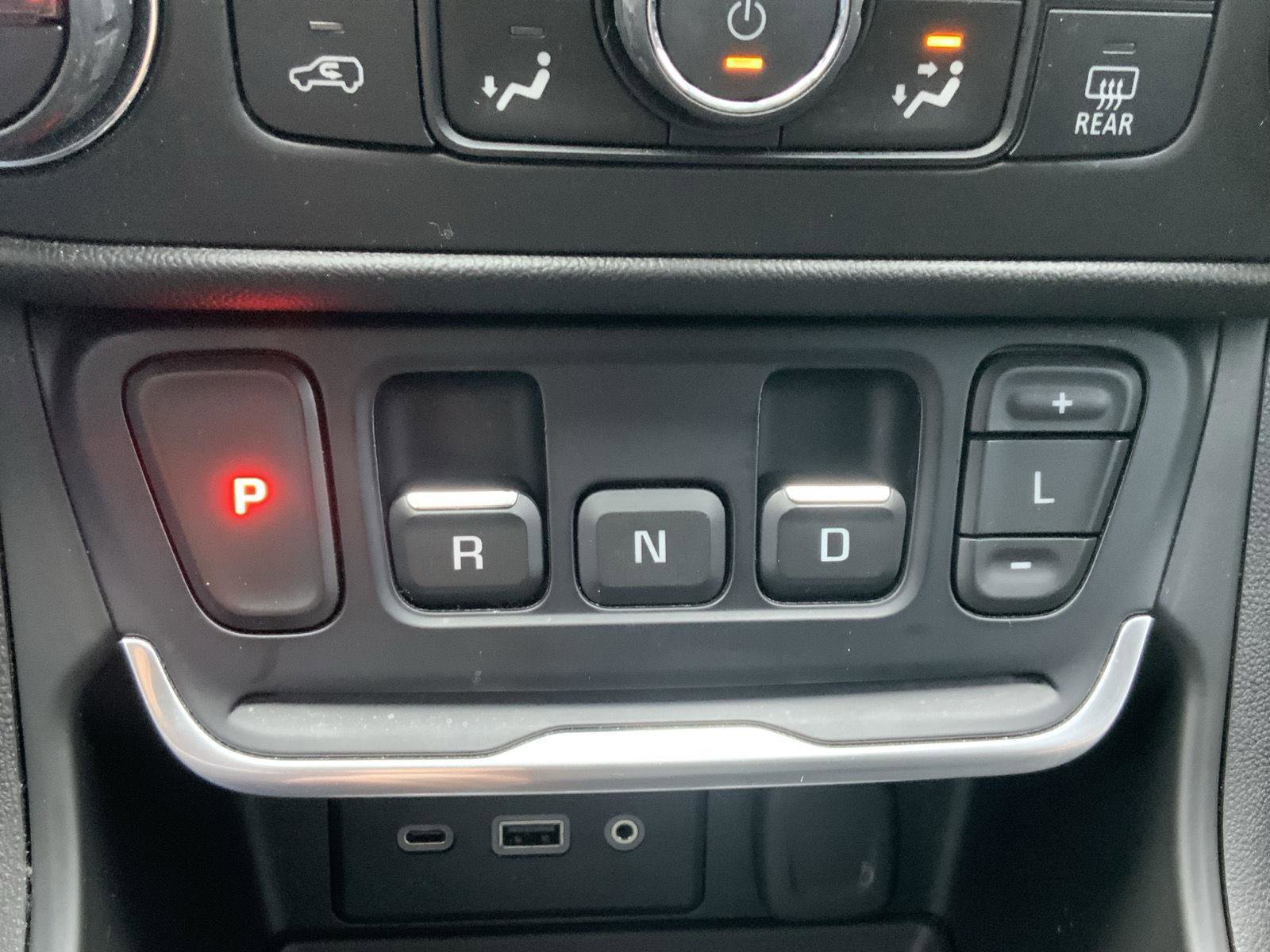 Used 2018 GMC Terrain SLE w/ Driver Convenience Package image 40