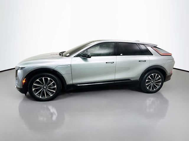 Used 2025 Cadillac Lyriq Sport image 4
