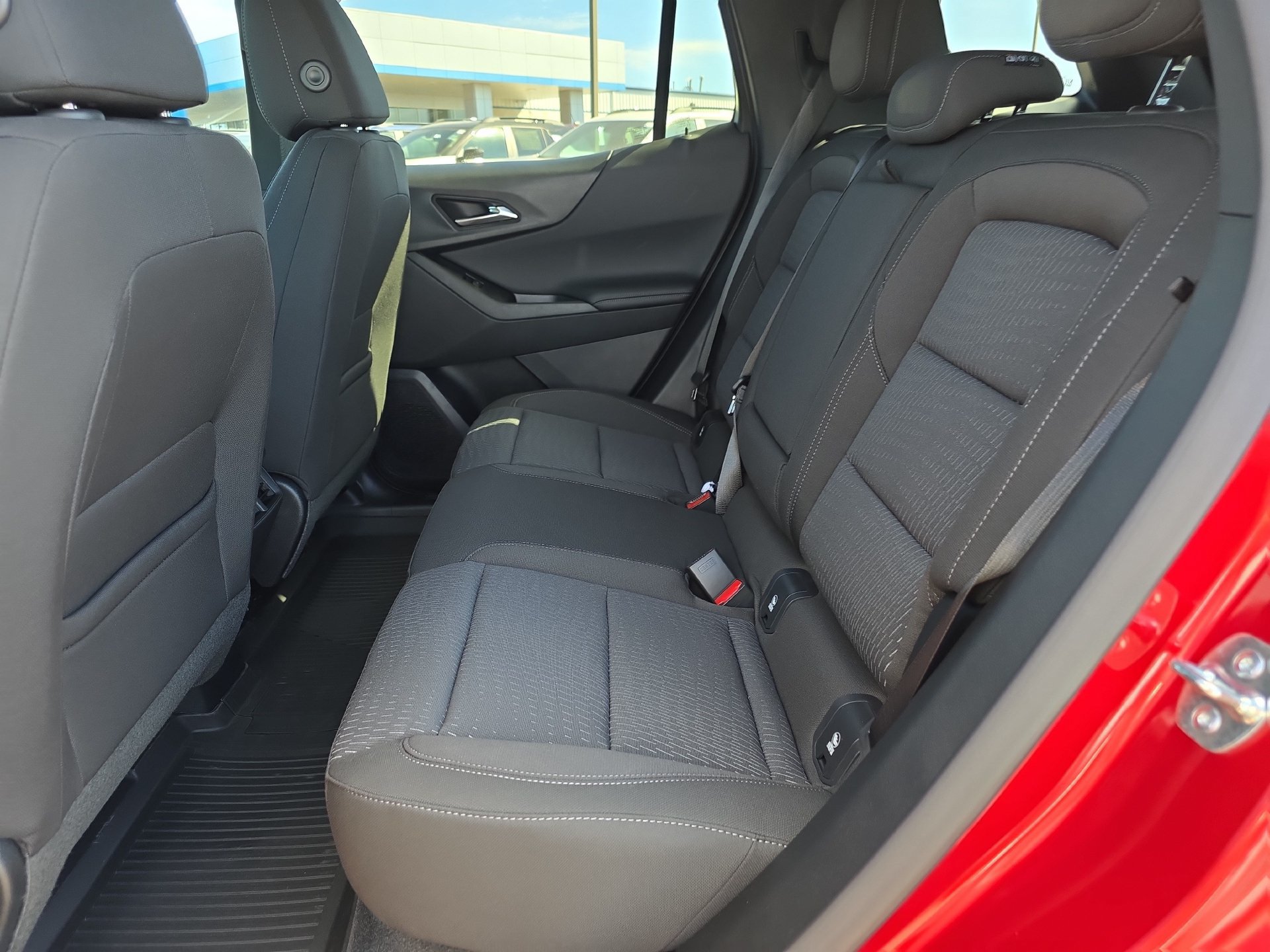 New 2027 Chevrolet Equinox LT w/ Safety and Technology Package FWD image 14