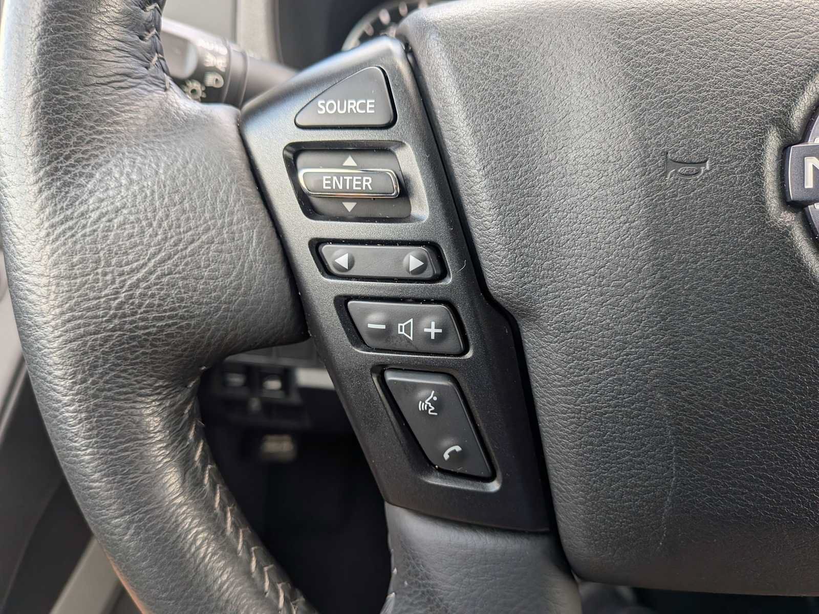 Used 2024 Nissan Frontier SV w/ SV Convenience Package AWD/4WD image 24