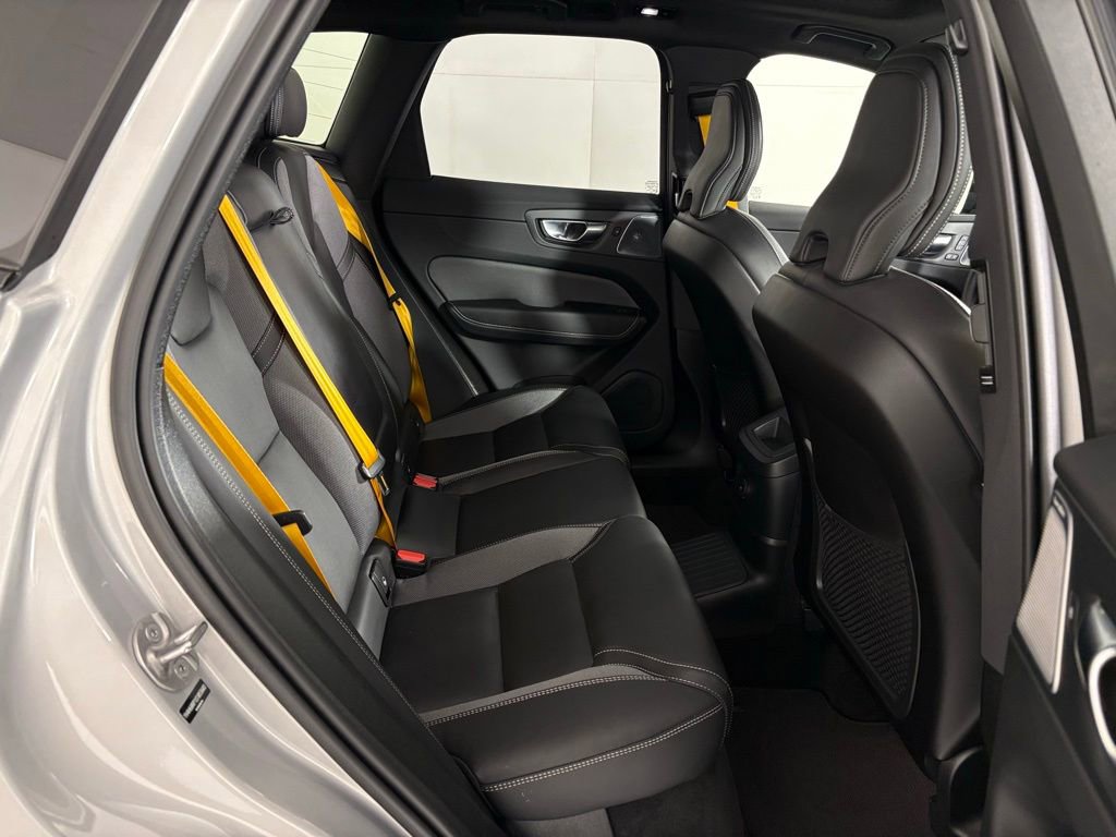 Used 2025 Volvo XC60 T8 Polestar image 39