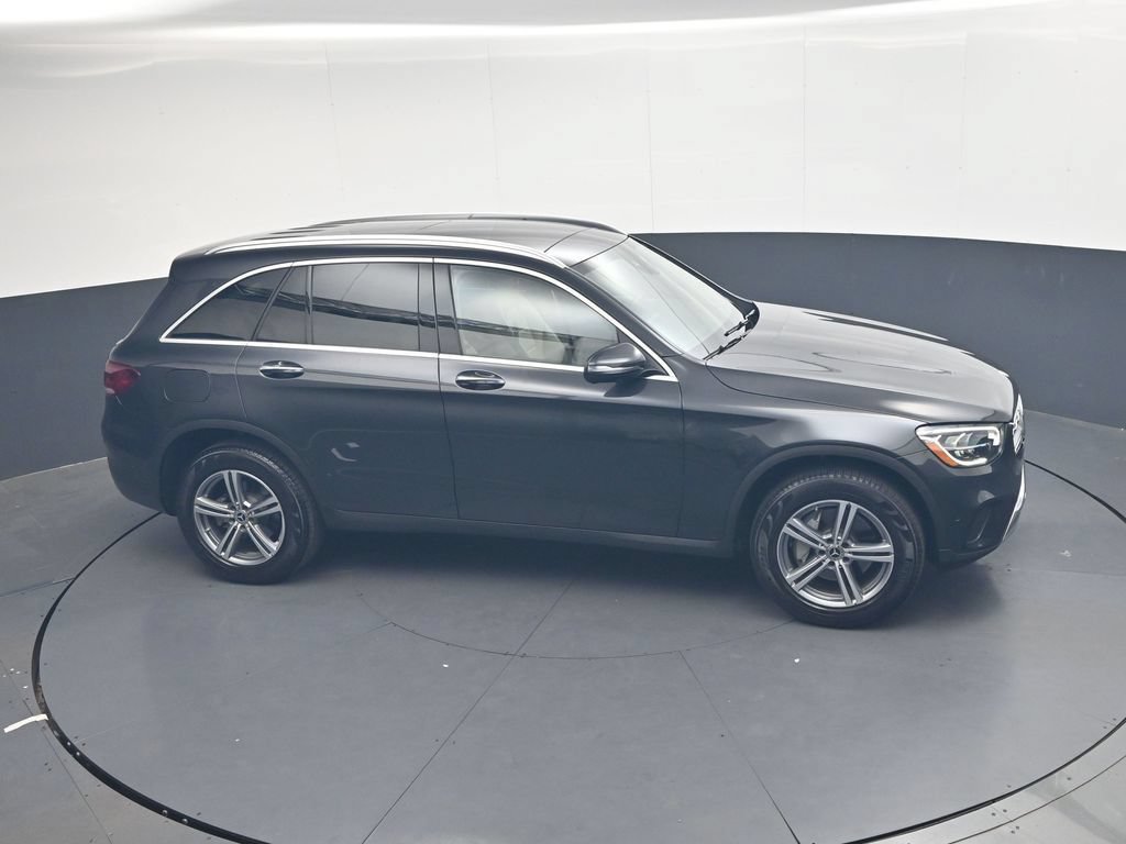 Used 2022 Mercedes-Benz GLC 300 4MATIC w/ Driver Assistance Package image 33
