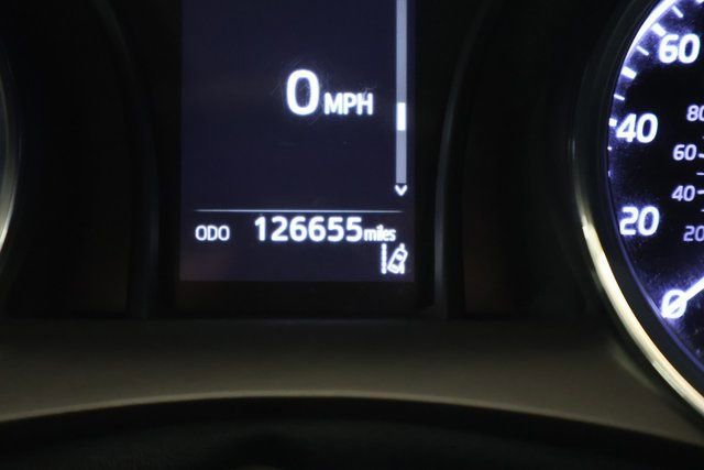 Used 2020 Toyota Camry SE w/ Carpet Mat Package FWD image 16