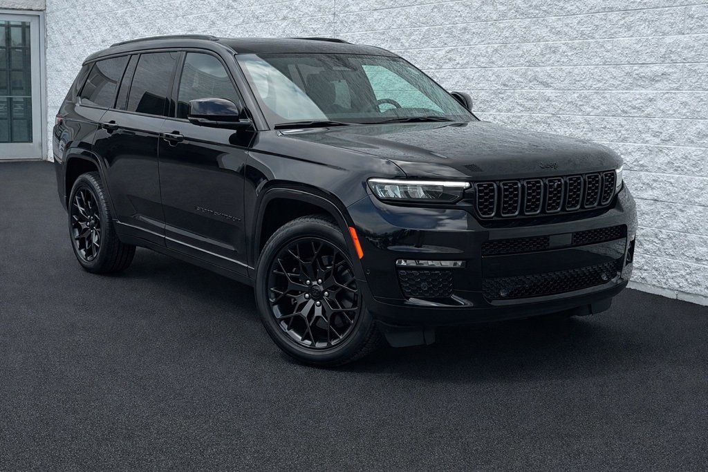 Used 2024 Jeep Grand Cherokee L Summit image 1
