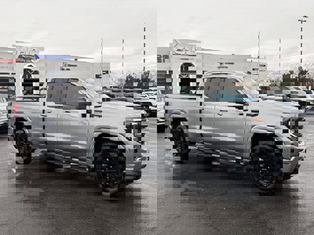 Used 2024 GMC Sierra 1500 Elevation w/ LPO, Elevation Black Package image 2