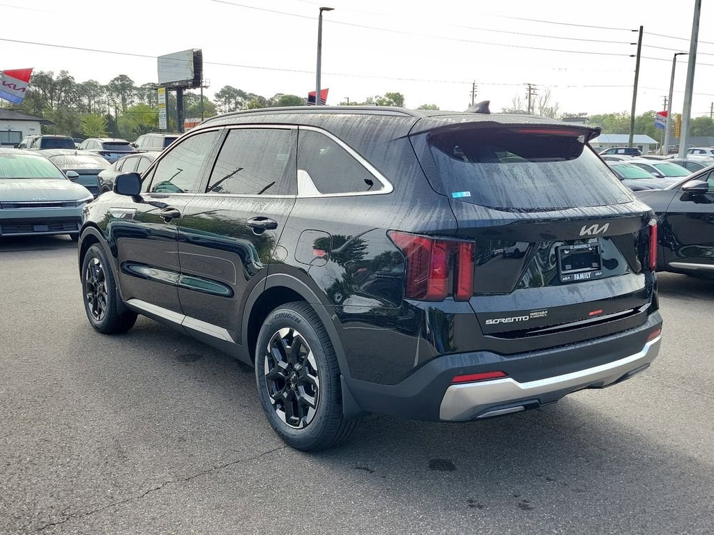 New 2026 Kia Sorento S FWD image 4