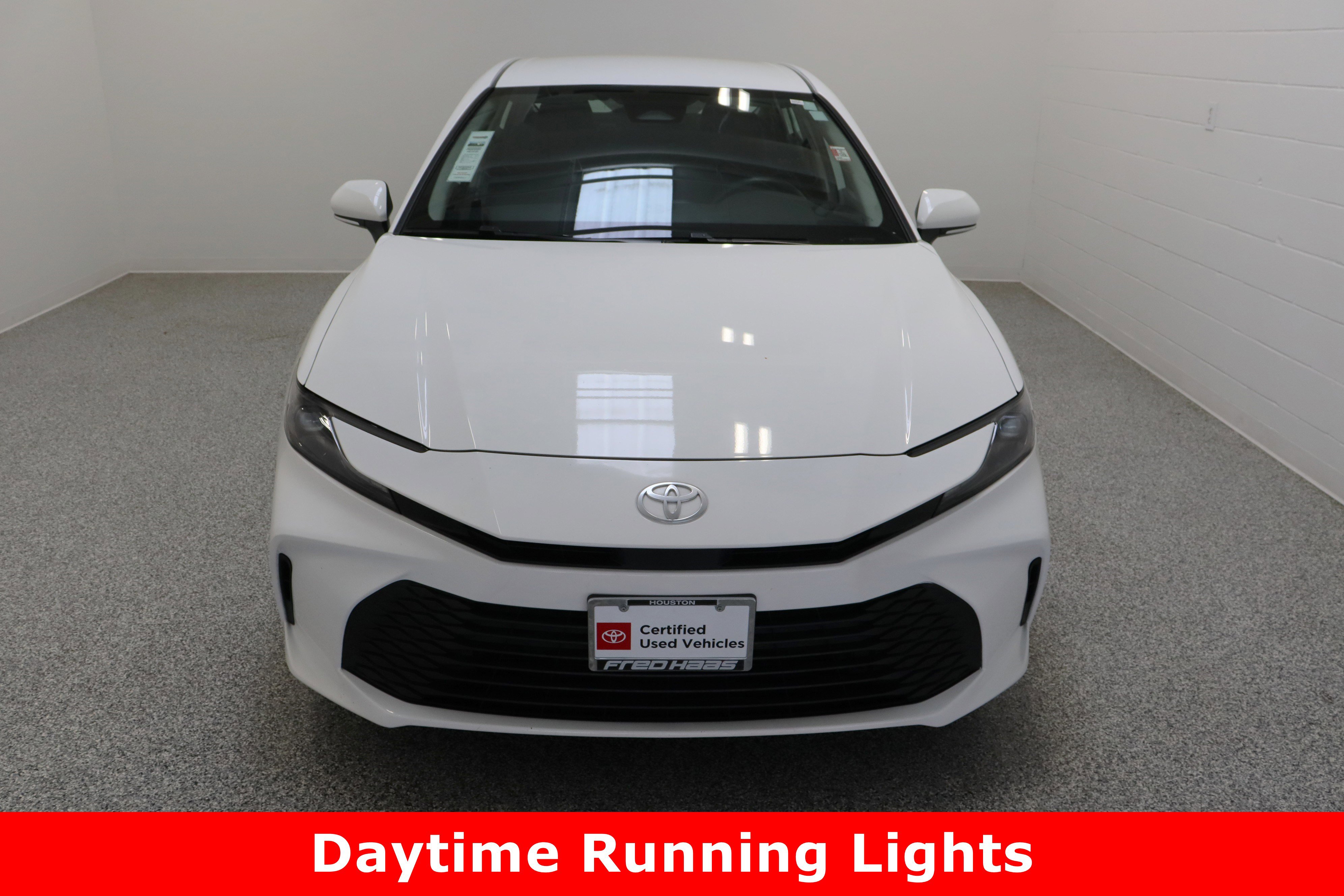 Certified 2025 Toyota Camry LE FWD image 3