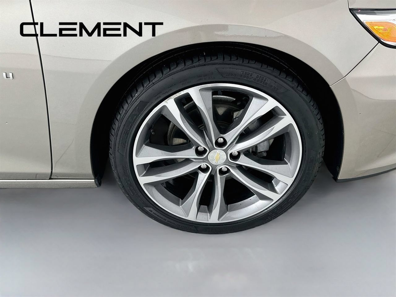 Used 2024 Chevrolet Malibu LT FWD image 36