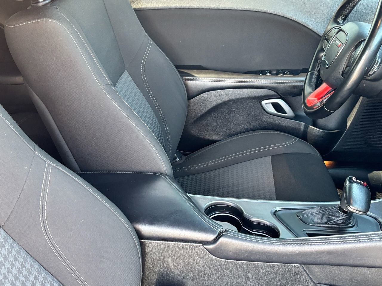 Used 2021 Dodge Challenger SXT AWD/4WD image 10