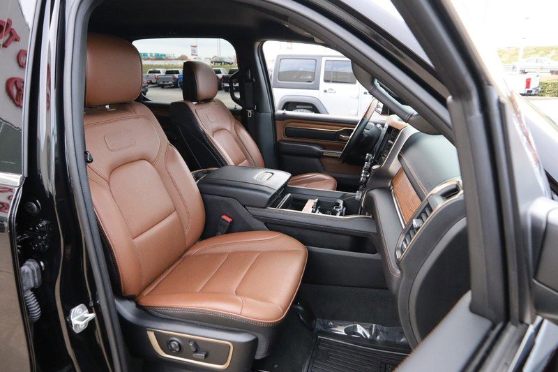 Used 2022 RAM 1500 Limited w/ Body Color Bumper Group image 27