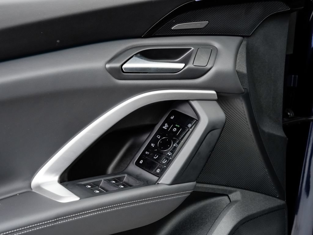 Certified 2025 Audi Q5 Premium w/ Premium Plus AWD/4WD image 8