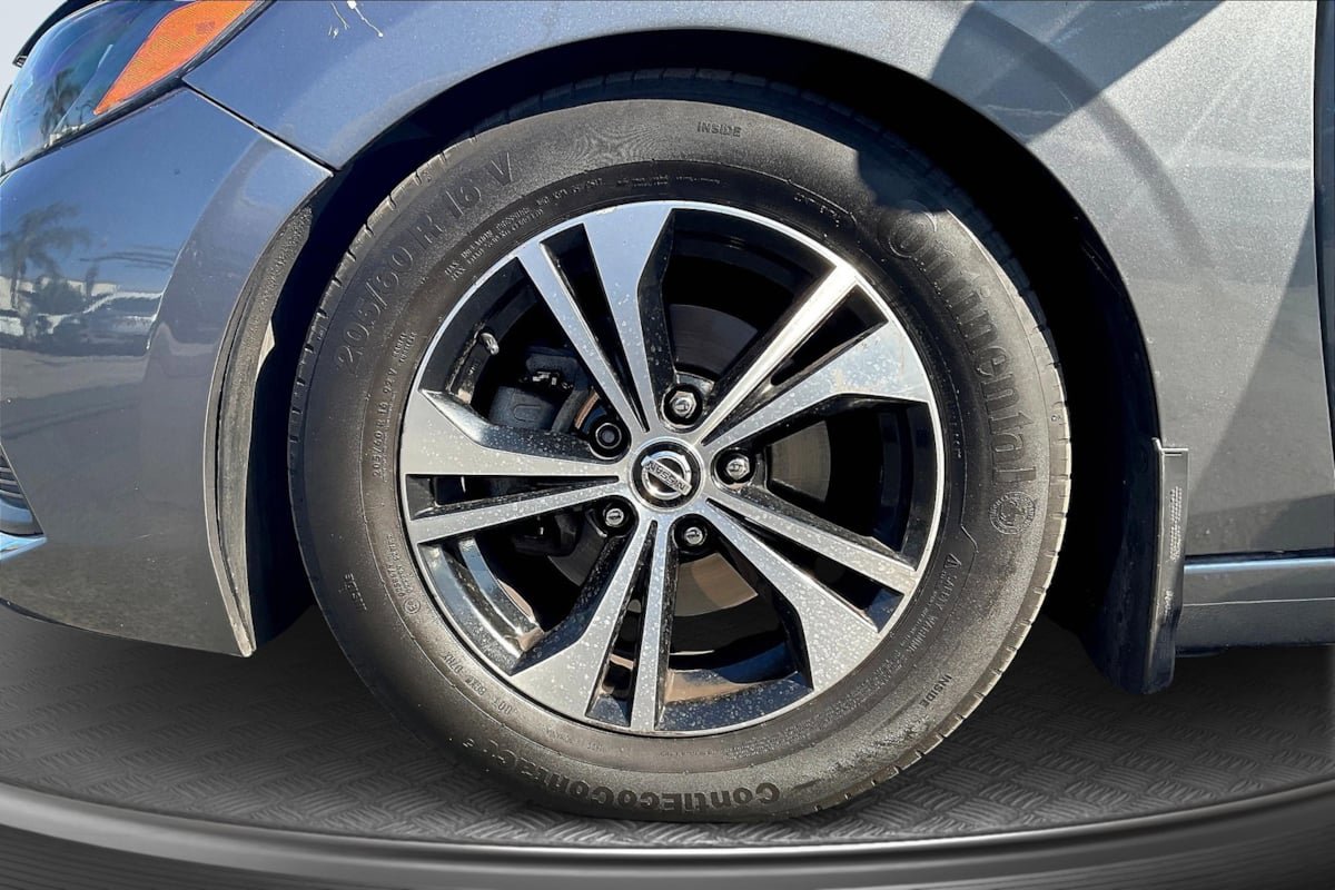 Used 2020 Nissan Sentra SV FWD image 9