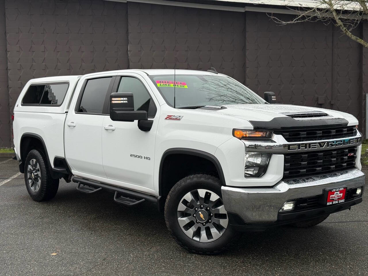 Used 2021 Chevrolet Silverado 2500 LT w/ Convenience Package image 2