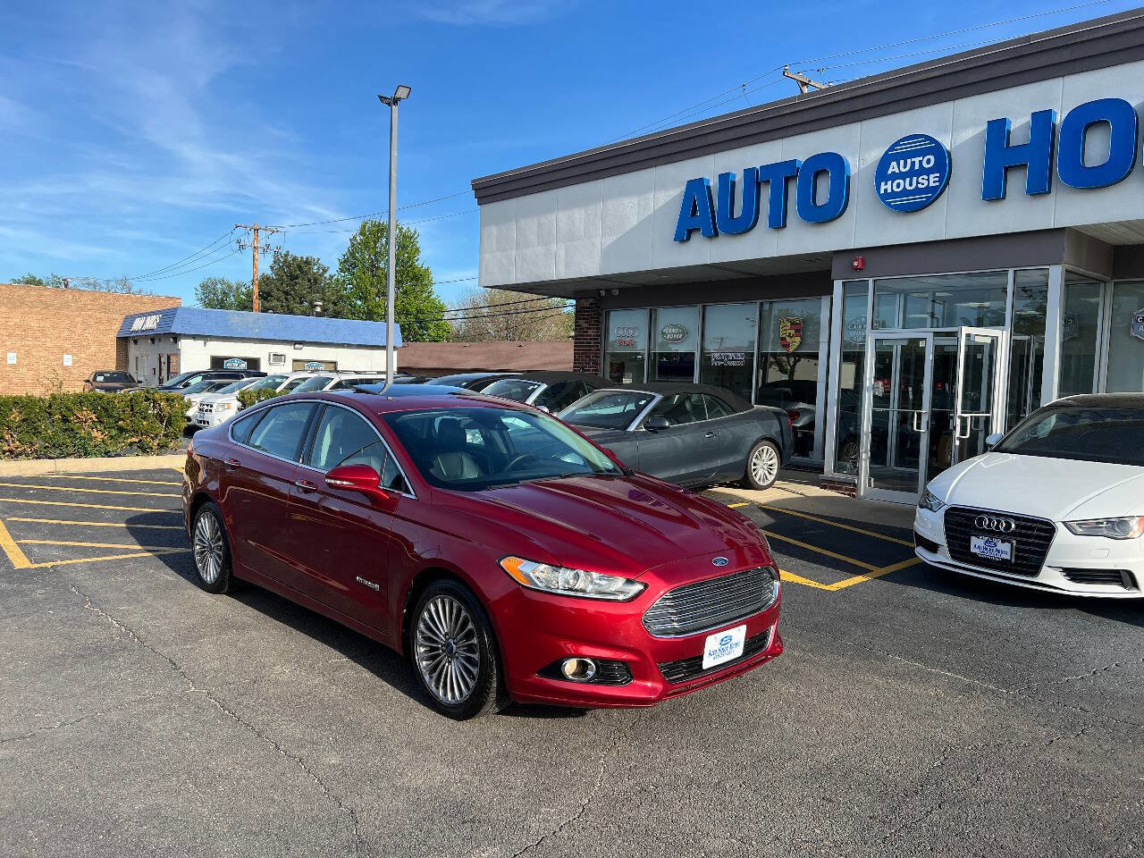 Used 2013 Ford Fusion Titanium w/ Titanium Driver Assist Pkg FWD image 3