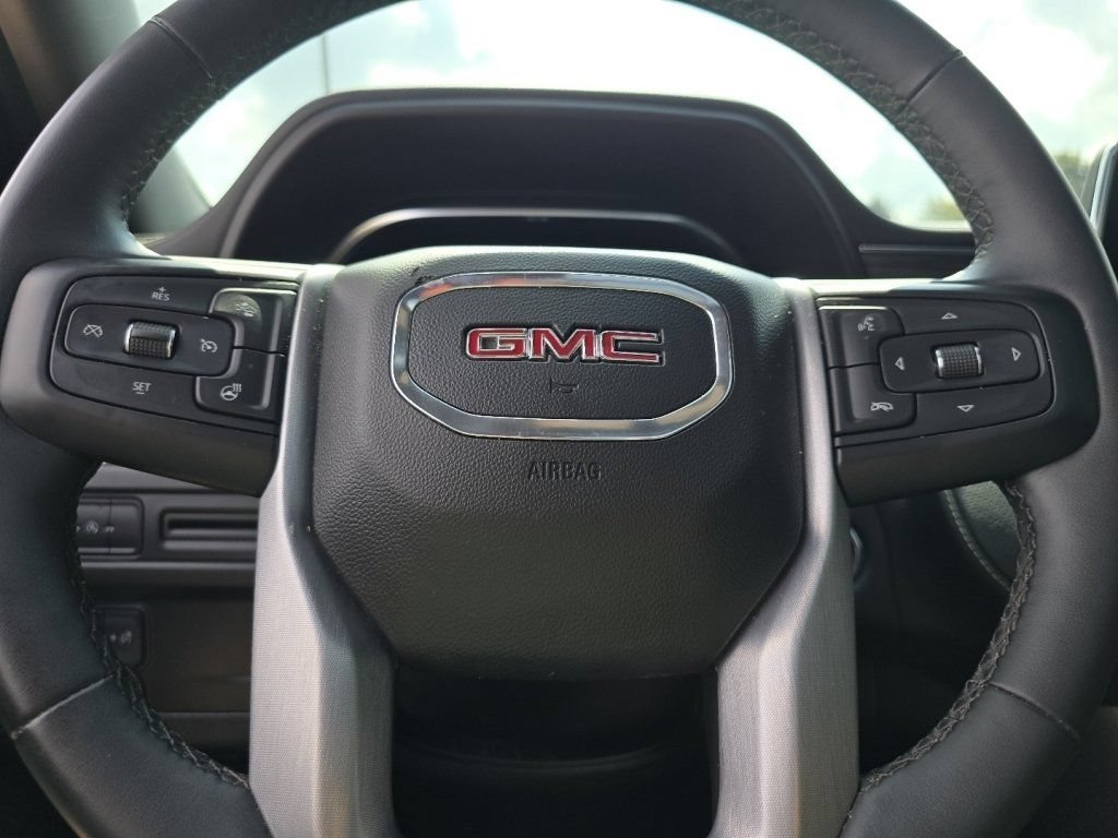 Used 2023 GMC Yukon SLT w/ SLT Premium Package AWD/4WD image 29