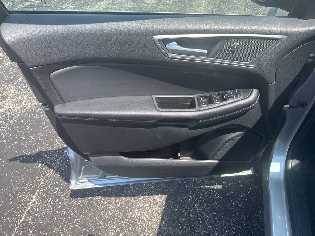 Used 2024 Ford Edge SEL image 27