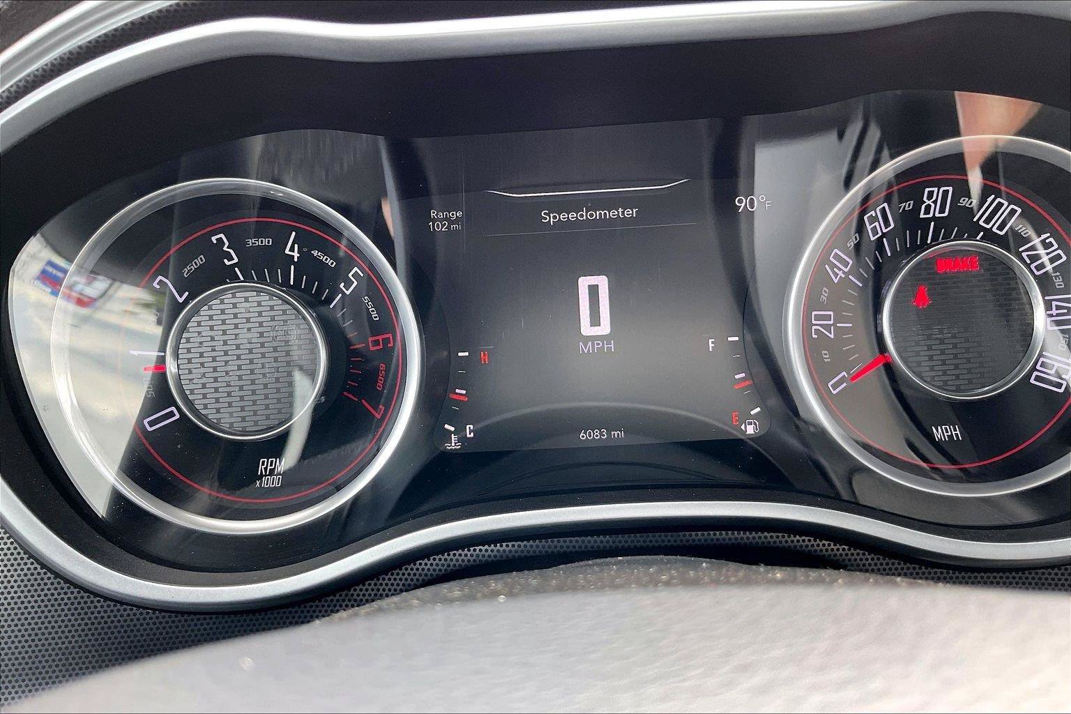 Used 2015 Dodge Challenger R/T Plus RWD image 19