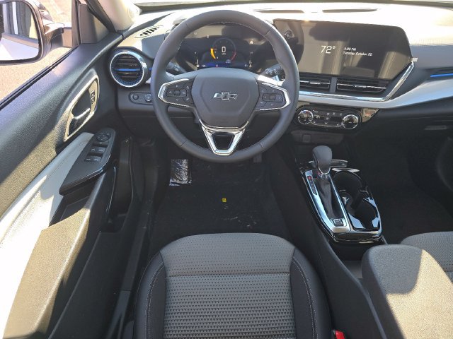 New 2026 Chevrolet Trax LT w/ Driver Confidence Package FWD image 21
