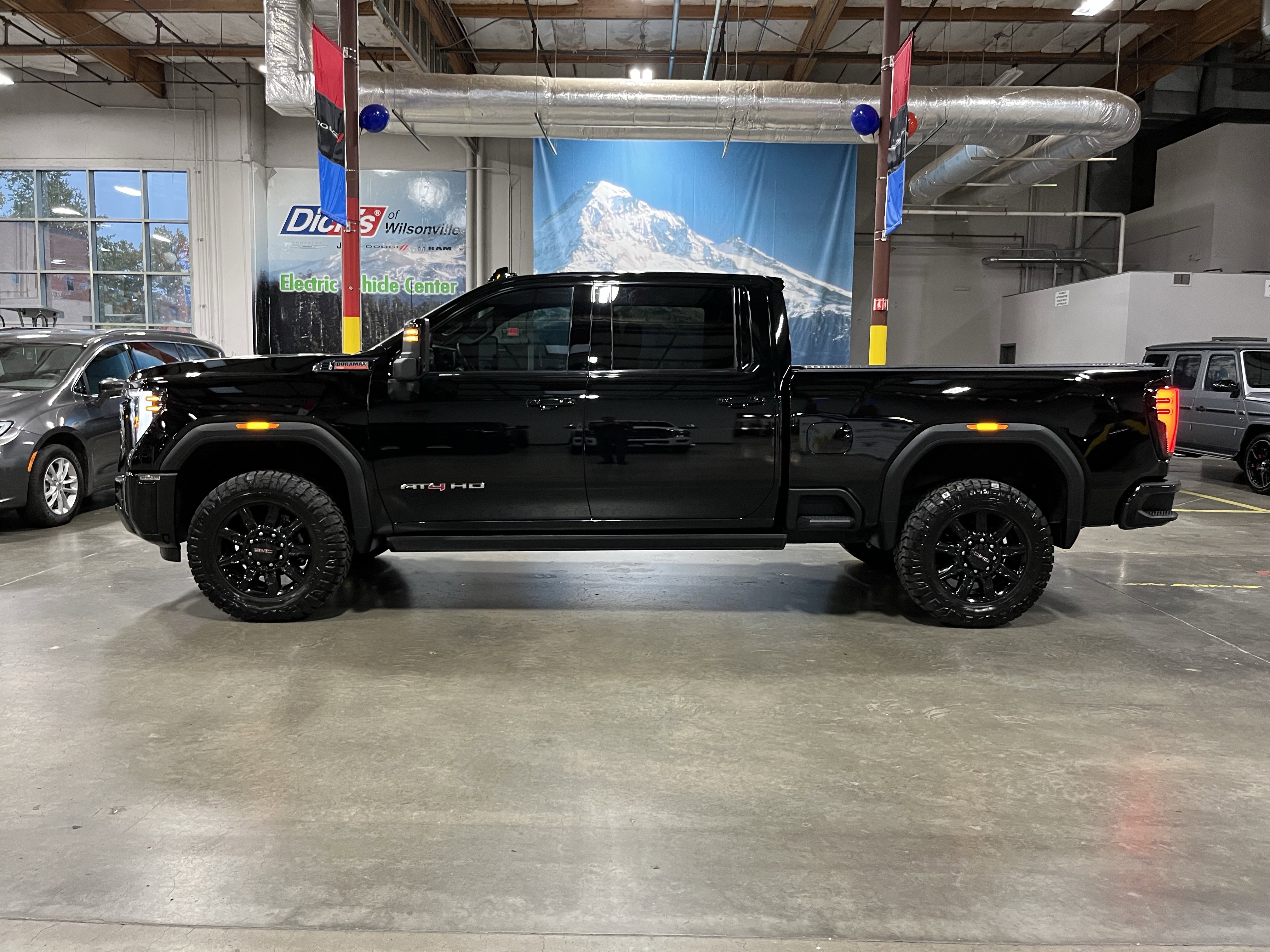 Used 2024 GMC Sierra 3500 AT4 w/ AT4 Premium Plus Package video 2