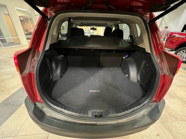 Used 2015 Toyota RAV4 XLE image 9
