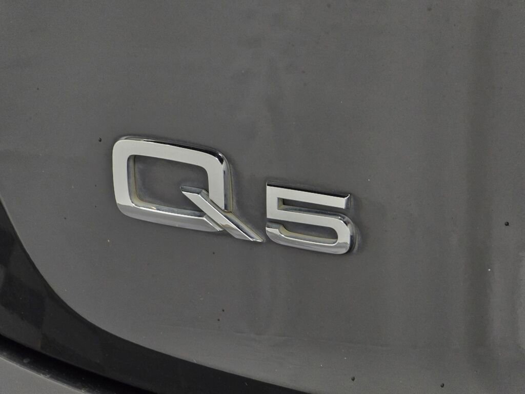 Used 2022 Audi Q5 2.0T Premium Plus w/ Premium Plus Package image 32