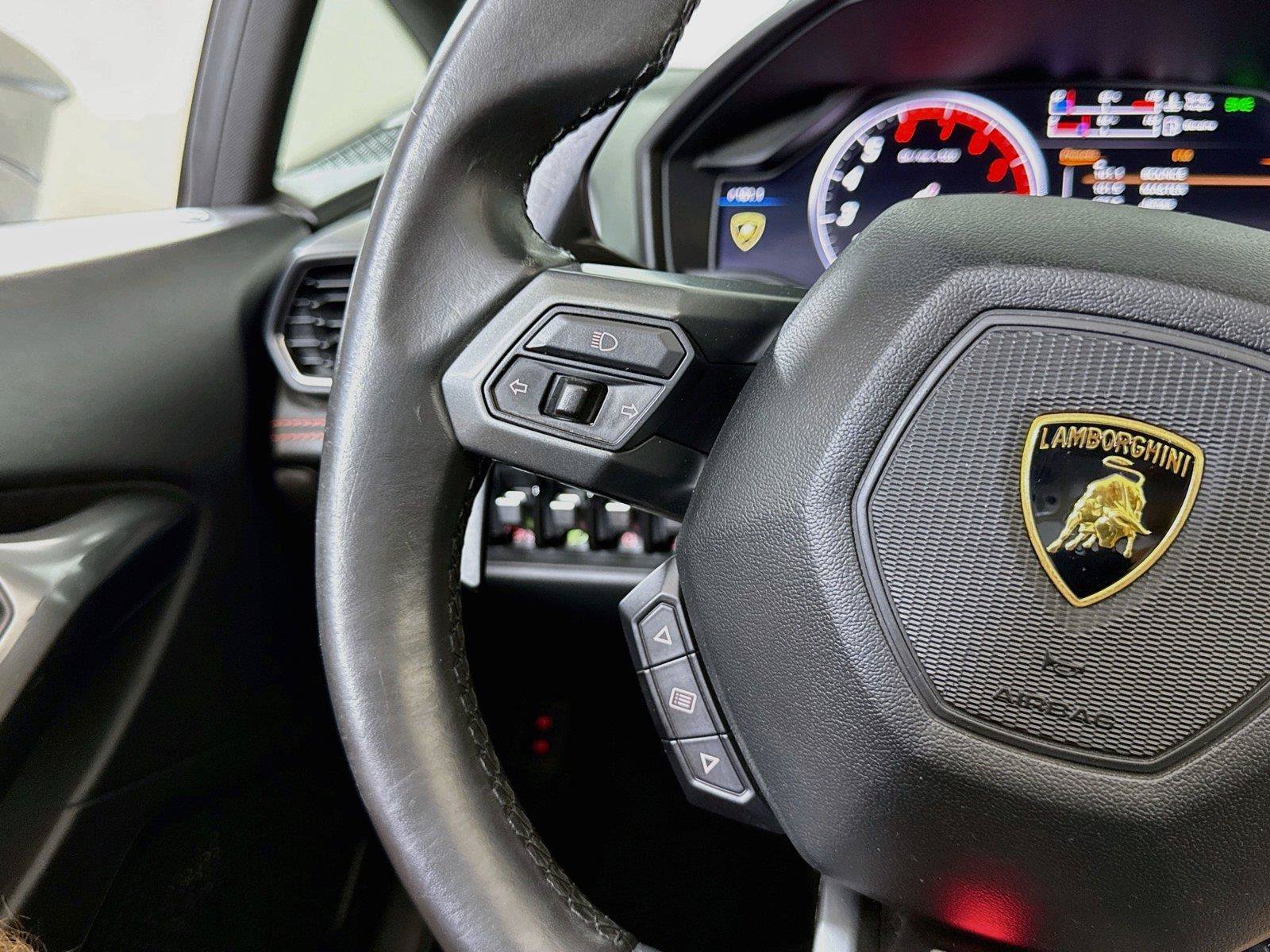 Used 2018 Lamborghini Huracan LP 580-2 RWD image 23