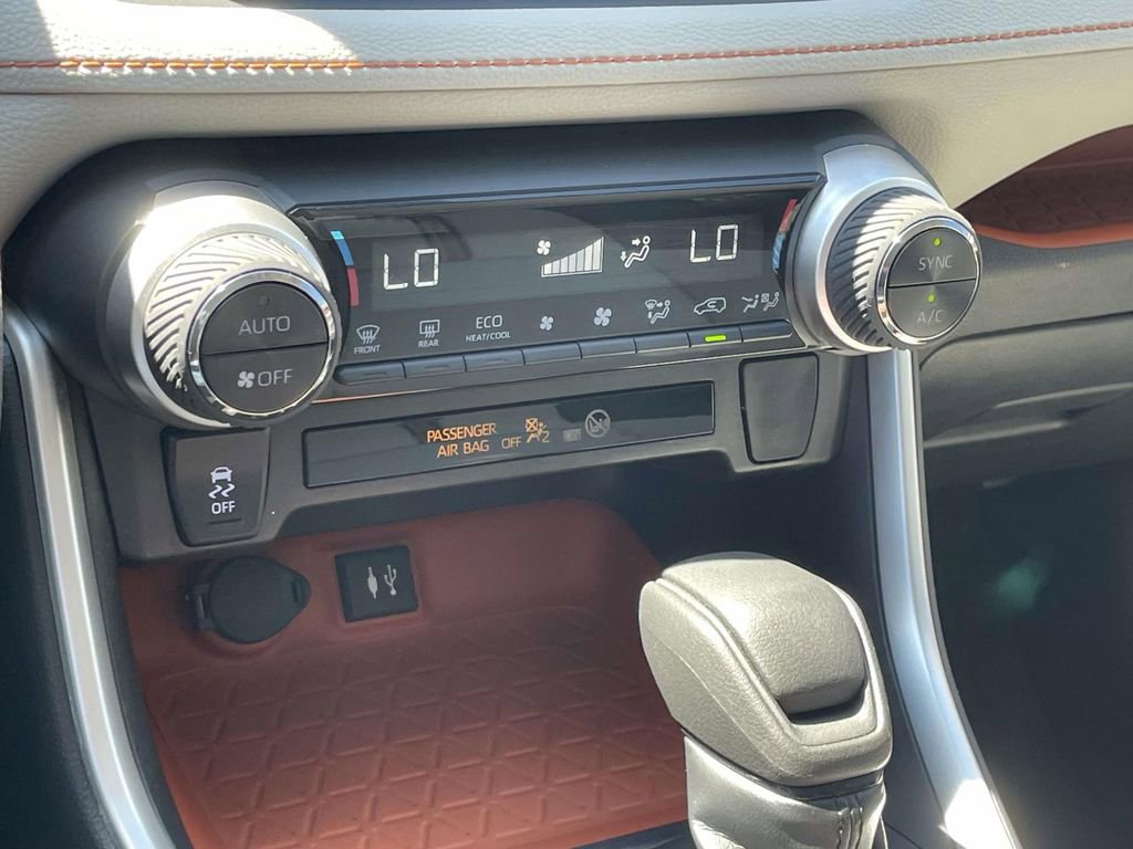 Used 2019 Toyota RAV4 Adventure image 25