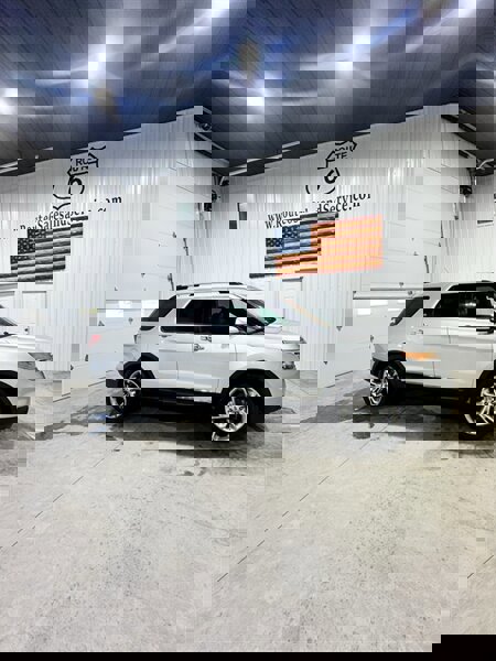 Used 2014 Ford Explorer Limited AWD/4WD image 2