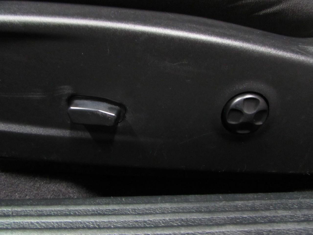 Used 2022 Dodge Challenger R/T w/ Blacktop Package image 19