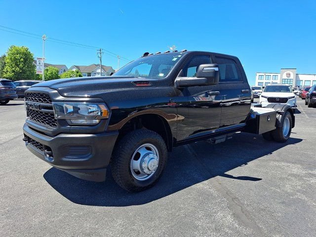Used 2023 RAM 3500 Tradesman w/ Max Tow Package AWD/4WD image 3