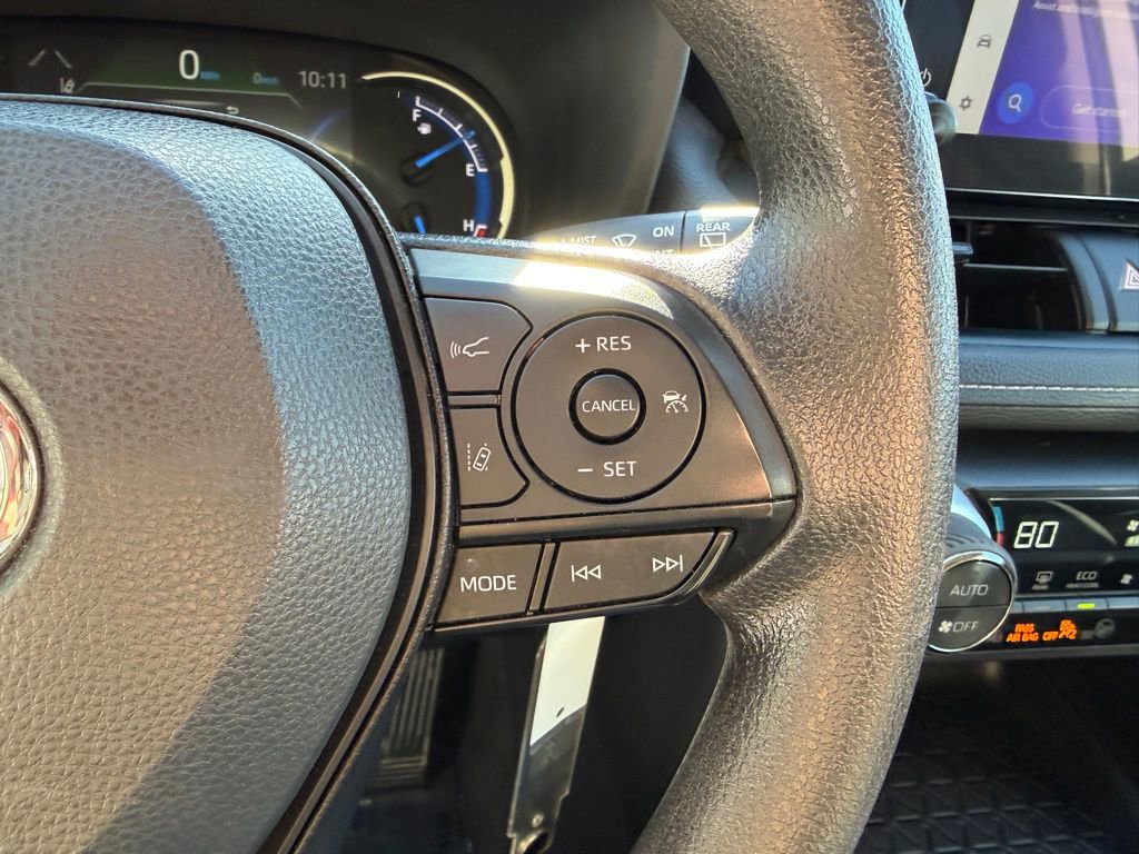 Certified 2024 Toyota RAV4 LE image 27