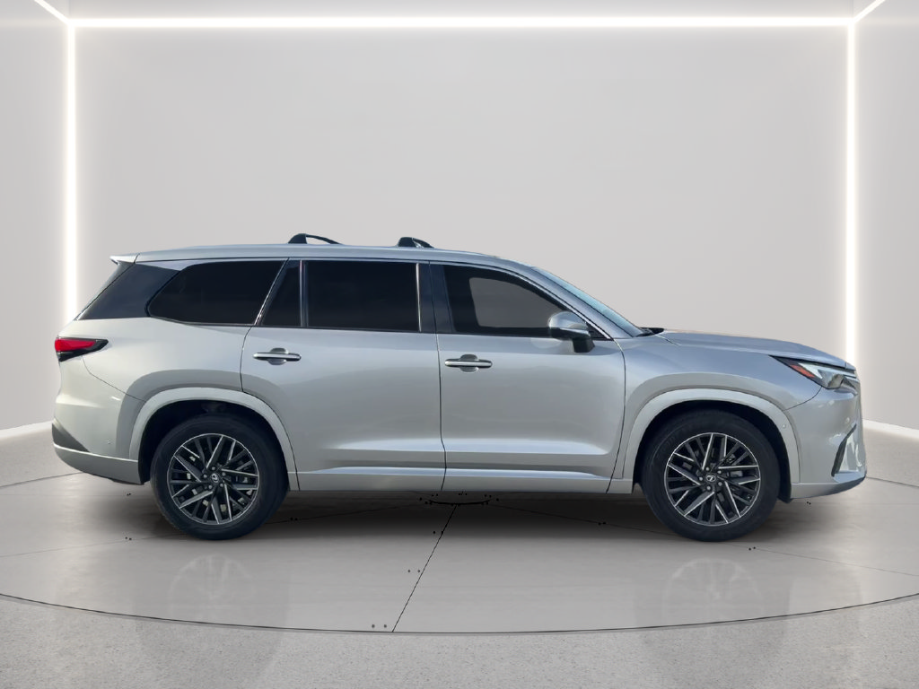 Used 2025 Lexus TX 350 FWD w/ Technology Package image 4