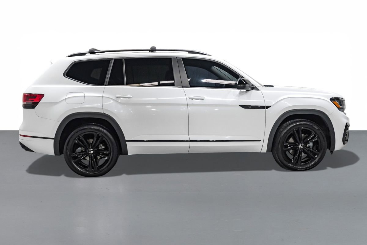 Used 2023 Volkswagen Atlas SEL R-Line image 5