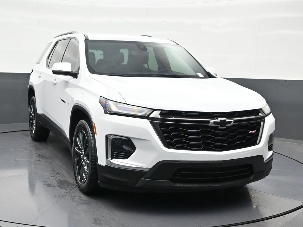 Used 2023 Chevrolet Traverse RS FWD image 8