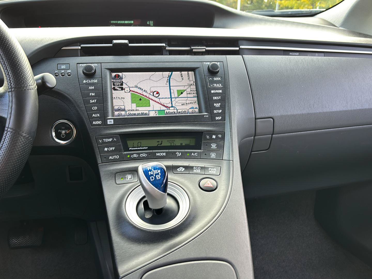 Used 2010 Toyota Prius Four w/ Solar Roof Pkg FWD image 30