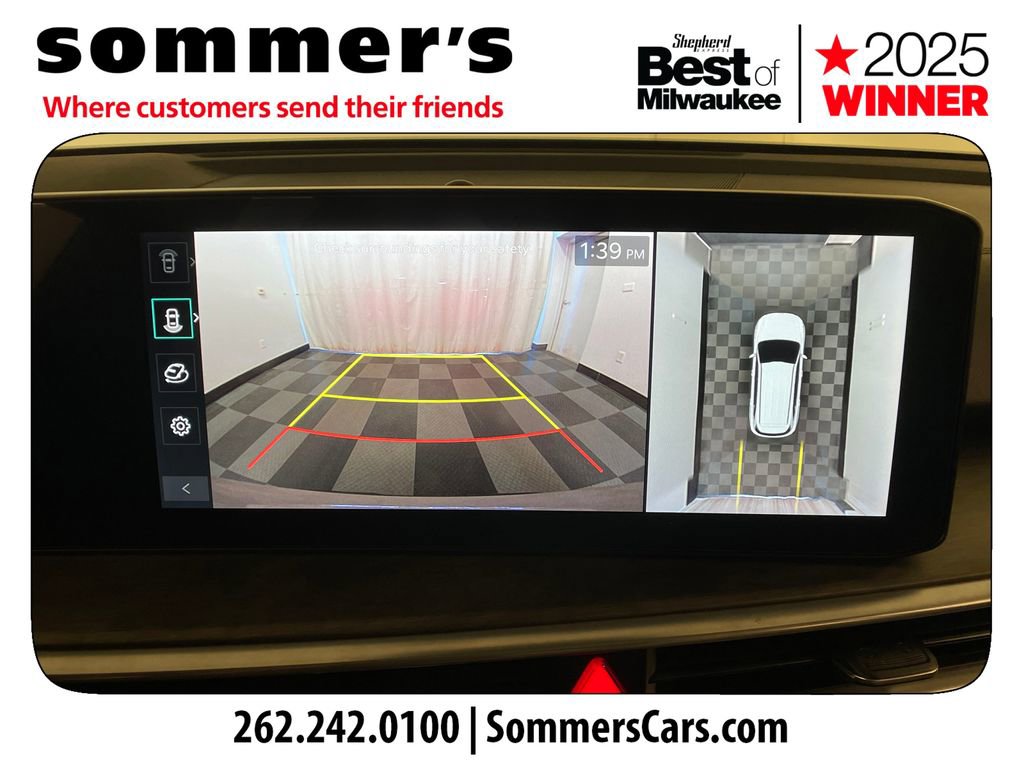 Used 2025 Kia Sorento SX AWD/4WD image 18