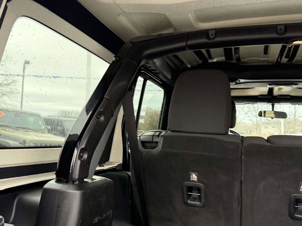 Used 2018 Jeep Wrangler Unlimited Sahara w/ Dual Top Group image 12